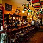 Horans Bar And Restaurant 3*
